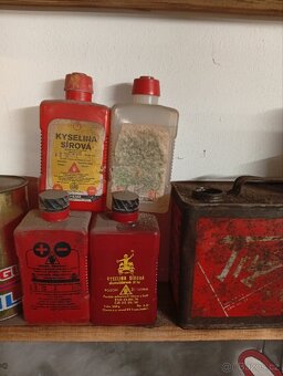 Retro plechovky a dekorace - 4