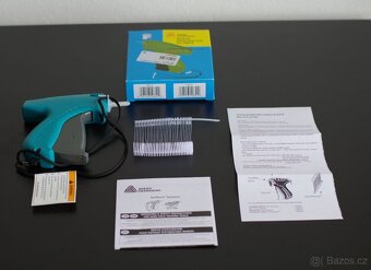 Kleště pro pověšení textilu, Mark III, včetně háčků - 4