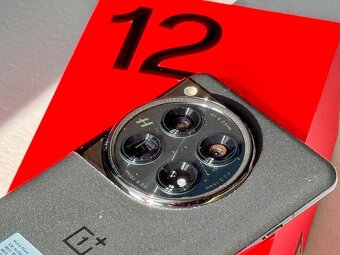 OnePlus 12, v záruce - 4