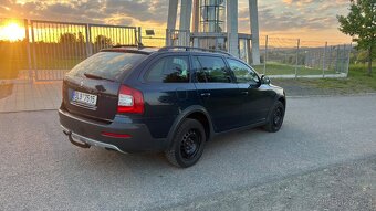 Škoda Octavia Scout 2.0tdi DSG - 4