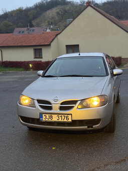 Nissan Almera 1.5i - 4