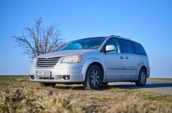 CHRYSLER TOWN & COUNTRY TOURING 2010 - 4