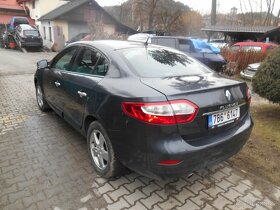 renault fluence 1,5dci 78kw,r.v 9/2010 černa metalíza. - 4