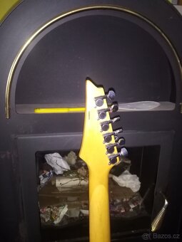 Ibanez - 4