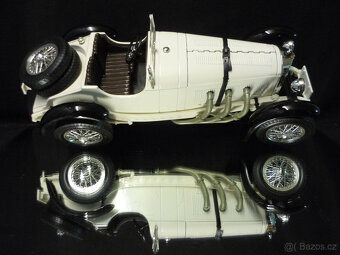 Mercedes Benz SSK bíločerný Bburago 1/18 - 4