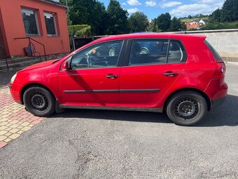 vw golf 1,6 75kw - 4