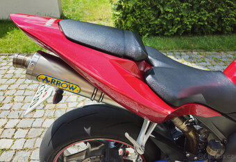 Yamaha R1, 10/05, RN12, 43tis km, Arrow, pěkná - 4