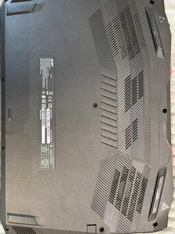 Acer Nitro 5 AN515-57 - 4