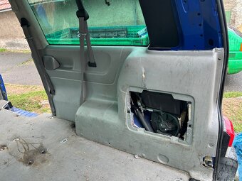 Dily transportér t4 2,5i syncro 180tisic km najeto - 4
