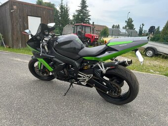 Yamaha YZF R1 2002 - 4