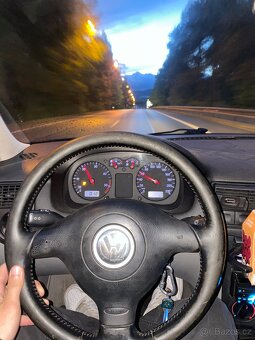 Golf 4 - 4