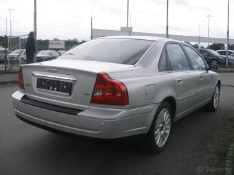 VOLVO S60,2.4 D5,120KW,AUTOMAT,VYHŘÍVANÁ SEDADLA-KŮŽE - 4