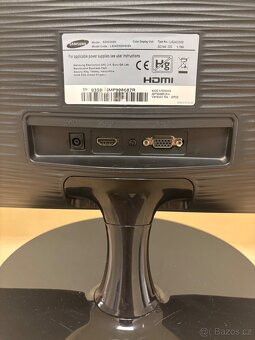 Monitor Samsung S24D300H – 24" Full HD, HDMI, VGA - 4