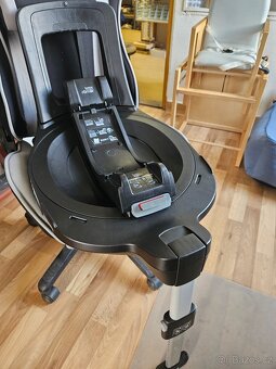 Britax Römer BABY SAFE 3 i-SIZE - 4