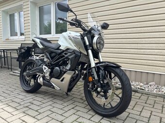 Honda CB 125 R - 4