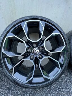 Alu kola extreme octavia rs r19 - 4