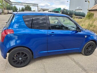 Suzuki Swift - 4