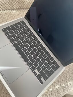 Apple MacBook Air 2024 M3, 8 GB, 256 GB SSD, 13,6 - 4
