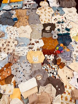 Balík oblečení na miminko 0-6 m neutrál Rezervace - 4