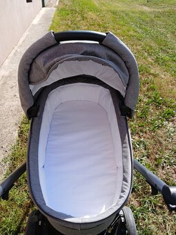 Kombinovaný kočár Baby Design Husky s příslušenstvím - 4