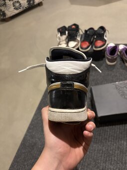 jordan 1 - 4