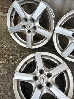 Alu disky Renault  "16" sada 1200kc - 4