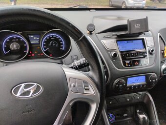 Hyundai ix35 2,0 CRDi 4×4 automat - 4