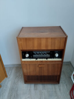 retro rádio a gramec - 4
