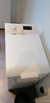 Pračka Elektrolux plně funkční - 4