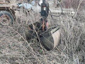 Nakladač UNHZ 750 - 4