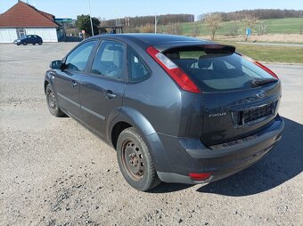 Ford Focus - 4
