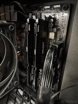 Prodám herní stolní PC TUF gaming - 4