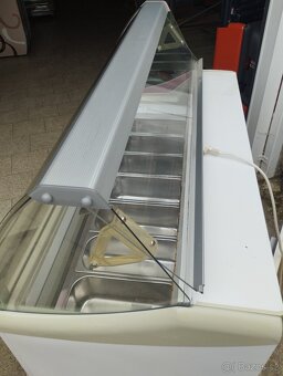Vitrína Framec J7 Extra - 4