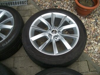 alu kola Superb3 Passat B8 Continental 235.45.18 - 4