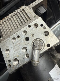 sbc abs pumpa mercedes w211 s211 e-classe w219 cls - 4