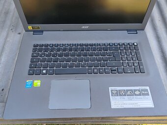 Notebook Acer i5 aspire E17 - 4