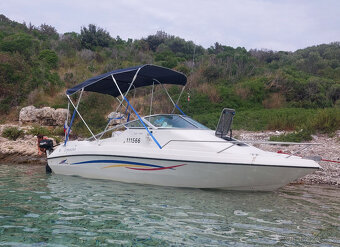 Kajutový člun Astromar LC 560 - Suzuki 85 HP - 4
