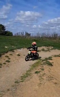 Dětské kolo, motorka/odrážedlo Sedna 16 PRO elektrokolo - 4