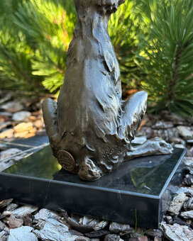 Bronzová socha Sedící zajíc soška zvířete dekorace - 4