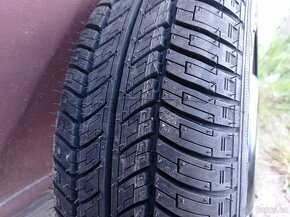 Letní/zimni pneu - 4