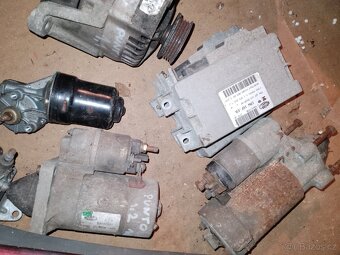 Renault Laguna a Fiat Punto - 4