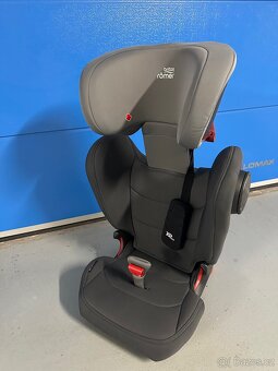 Autosedačka Britax Römer Kidfix III M 15-36 kg. - 4