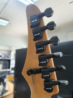 Elektrická kytara Samick - 4