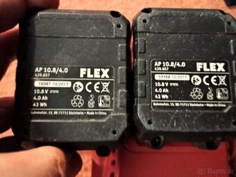 Akumulátory 10,8 V a nabíječka FLEX - 4