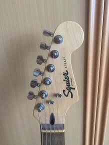 Kurt Cobain Vandalism Stratocaster Squier Fender - 4