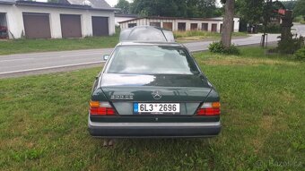 Mercedes-Benz W124 300 CE - 4