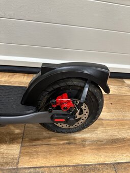 Elektrokoloběžka TST F8-PRO - 4