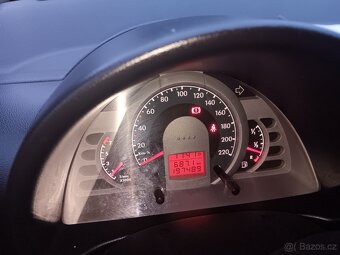 Volkswagen Fox - 4