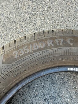 235/60 R17C Continental - 4