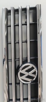 VW Touareg 3 III maska 760 maska nova Touareg - 4